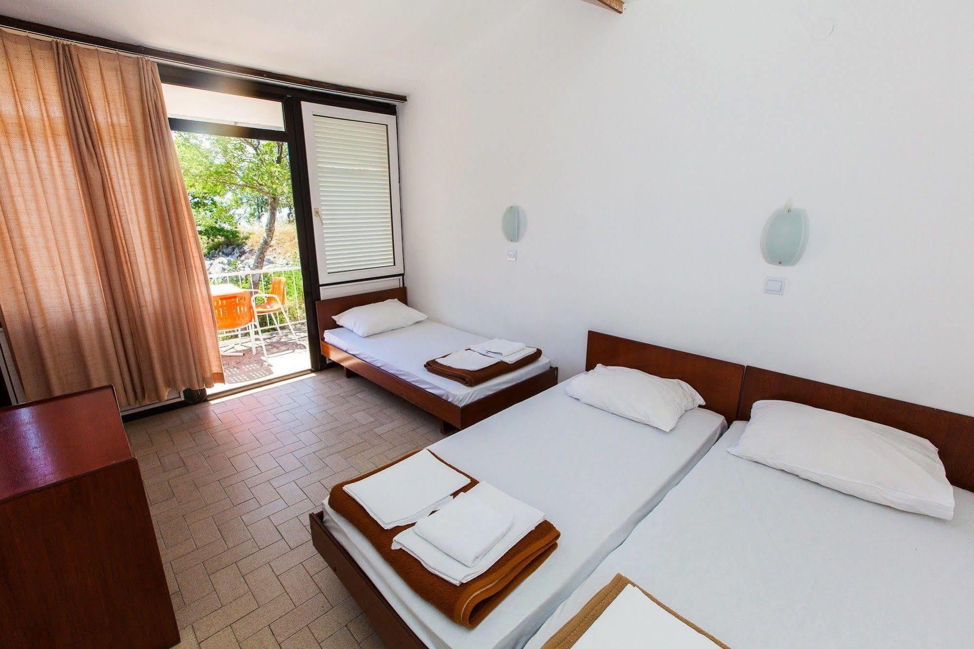 Paviljoni & Bungalow Kacjak Цриквеница Экстерьер фото